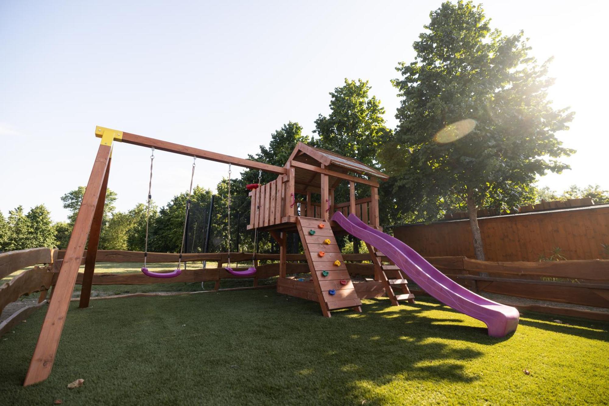 Gyomaendrőd Mitosz Apartman מראה חיצוני תמונה